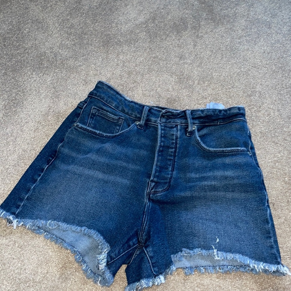 Good American bombshell high waisted shorts